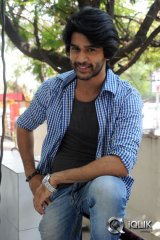 Mirchi Lanti Kurradu Movie On The Sets